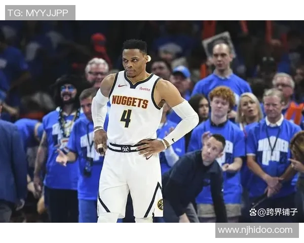 威少与足球明星的跨界合作探索运动精神与团队默契的完美结合